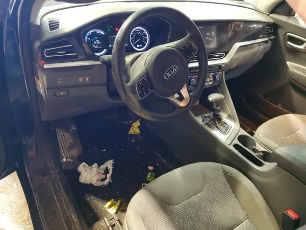 KNDCB3LCXM5485917 2021 KIA NIRO - Image 8