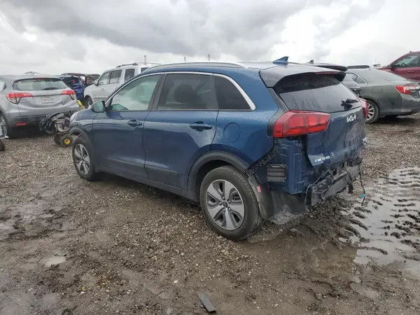 KNDCB3LCXN5499270 2022 KIA NIRO - Image 2