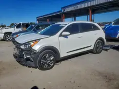 KNDCB3LCXN5501597 2022 KIA NIRO