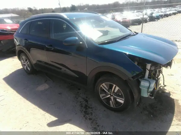 KNDCB3LCXN5510994 2022 KIA NIRO - Image 1