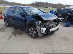 KNDCB3LCXN5513748 2022 KIA NIRO
