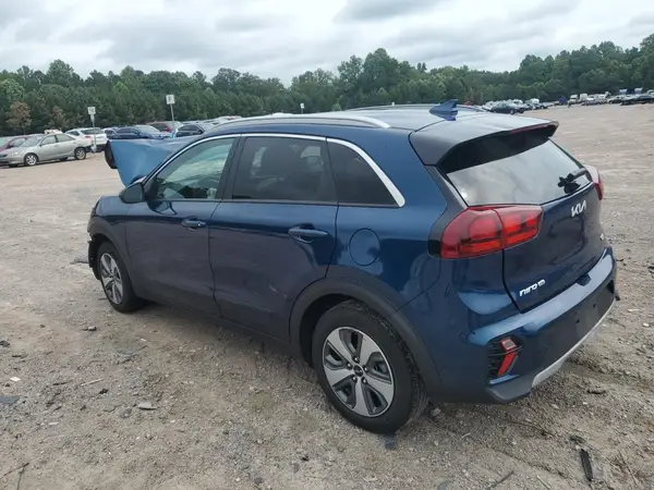 KNDCB3LCXN5533532 2022 KIA NIRO - Image 2