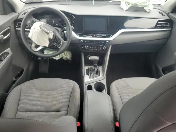 KNDCB3LCXN5533532 2022 KIA NIRO - Image 8
