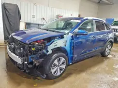 KNDCB3LCXN5534275 2022 KIA NIRO