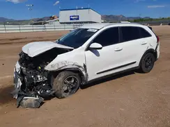 KNDCB3LCXN5534664 2022 KIA NIRO