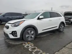 KNDCB3LCXN5547723 2022 KIA NIRO