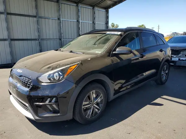 KNDCB3LCXN5548743 2022 KIA NIRO - Image 1
