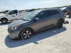 KNDCC3LC0H5037575 2017 KIA NIRO