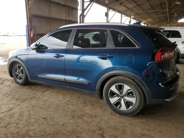 KNDCC3LC0H5039147 2017 KIA NIRO - Image 2