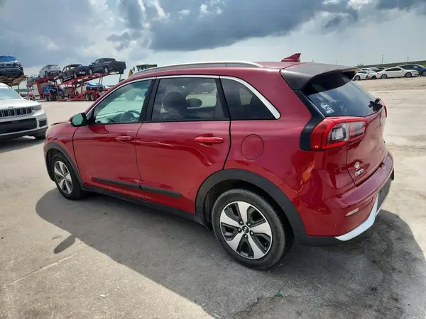 KNDCC3LC0H5042212 2017 KIA NIRO - Image 2