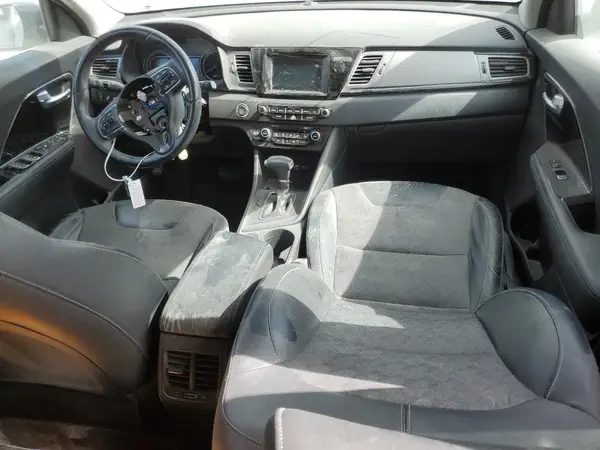KNDCC3LC0H5048348 2017 KIA NIRO - Image 8