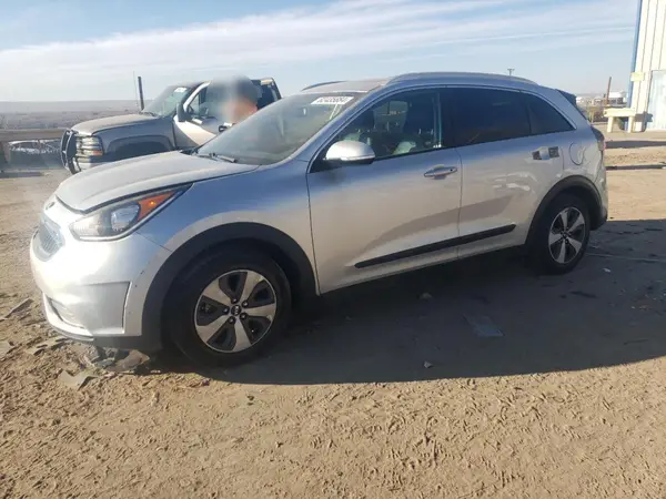 KNDCC3LC0H5048477 2017 KIA NIRO - Image 1