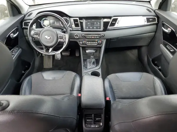 KNDCC3LC0H5053758 2017 KIA NIRO - Image 8