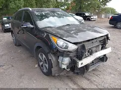 KNDCC3LC0H5055171 2017 KIA NIRO