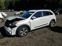 KNDCC3LC0H5061097 2017 KIA NIRO