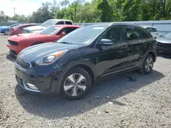 KNDCC3LC0H5065876 2017 KIA NIRO