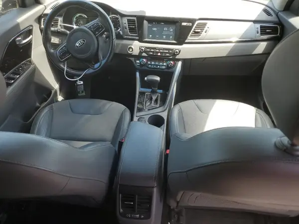 KNDCC3LC0H5065876 2017 KIA NIRO - Image 8