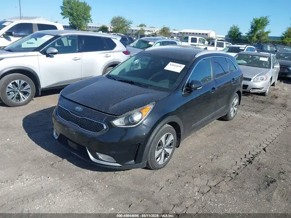 KNDCC3LC0H5069524 2017 KIA NIRO - Image 2