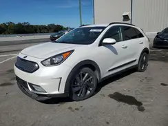 KNDCC3LC0H5070334 2017 KIA NIRO