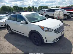 KNDCC3LC0H5076313 2017 KIA NIRO