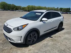 KNDCC3LC0H5078644 2017 KIA NIRO