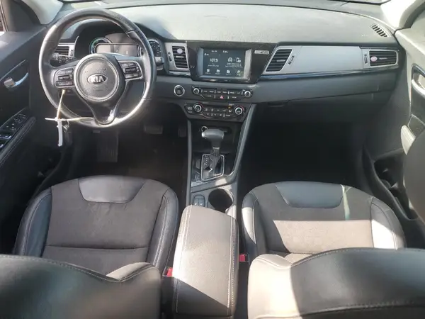 KNDCC3LC0H5089966 2017 KIA NIRO - Image 8
