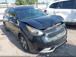 KNDCC3LC0J5126536 2018 KIA NIRO
