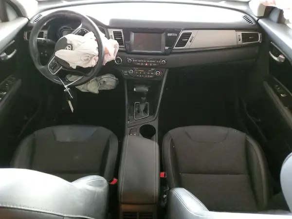KNDCC3LC0J5126732 2018 KIA NIRO - Image 8