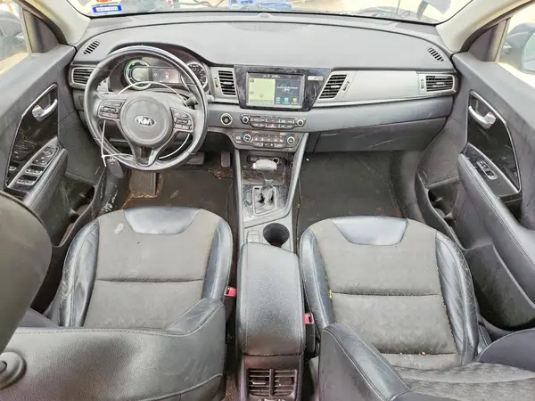 KNDCC3LC0J5135639 2018 KIA NIRO - Image 8