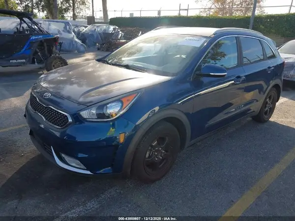 KNDCC3LC0J5153655 2018 KIA NIRO - Image 2