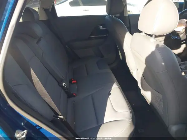 KNDCC3LC0J5153655 2018 KIA NIRO - Image 8