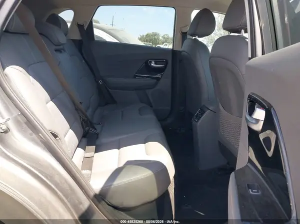 KNDCC3LC0J5155373 2018 KIA NIRO - Image 8