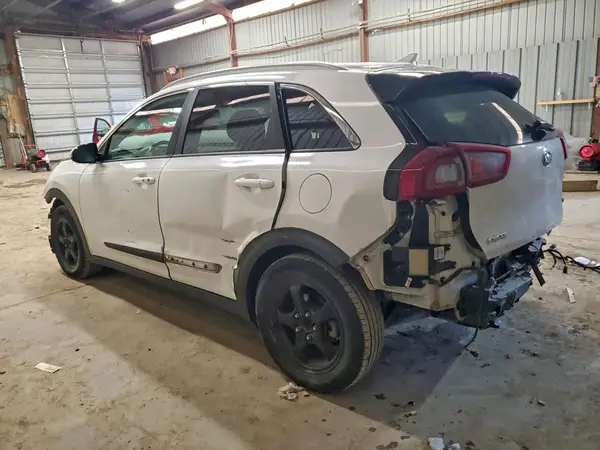 KNDCC3LC0J5175848 2018 KIA NIRO - Image 2