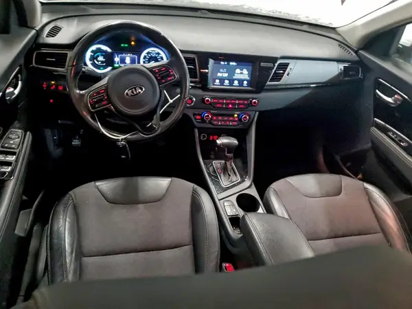 KNDCC3LC0J5175848 2018 KIA NIRO - Image 8