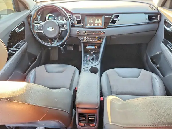 KNDCC3LC0K5221115 2019 KIA NIRO - Image 8