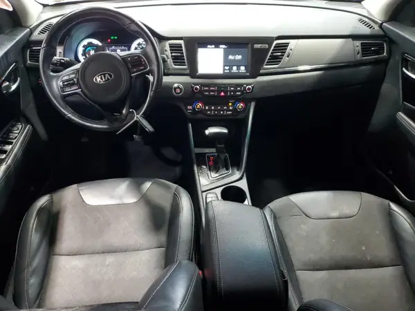KNDCC3LC0K5251909 2019 KIA NIRO - Image 8