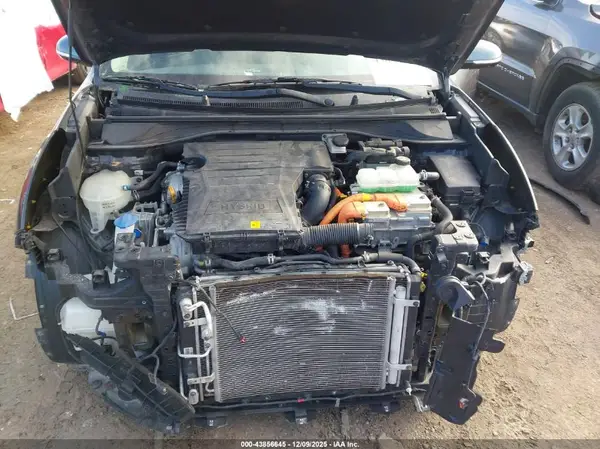 KNDCC3LC0K5256964 2019 KIA NIRO - Image 8