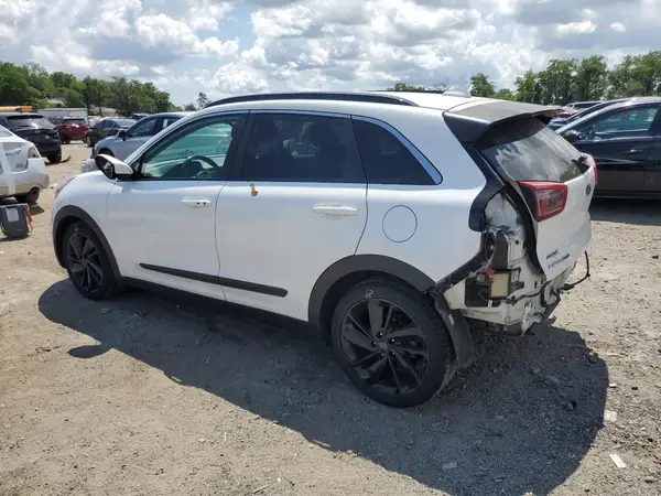 KNDCC3LC0K5261047 2019 KIA NIRO - Image 2