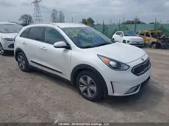KNDCC3LC0K5283419 2019 KIA NIRO