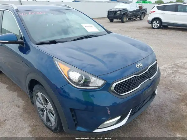 2019 KIA NIRO auction photo 6