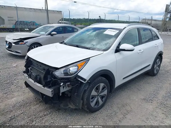 KNDCC3LC0K5342324 2019 KIA NIRO - Image 2