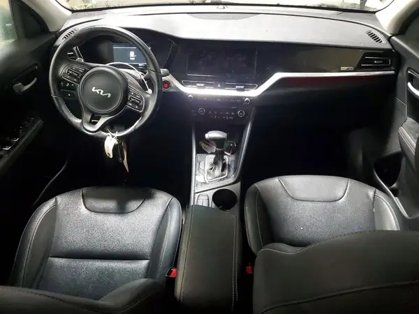 KNDCC3LC0N5521001 2022 KIA NIRO - Image 8