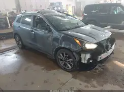 KNDCC3LC0N5532435 2022 KIA NIRO