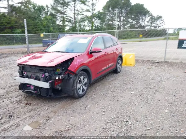KNDCC3LC1H5037990 2017 KIA NIRO - Image 2