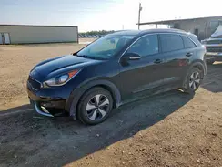 KNDCC3LC1H5085974 2017 KIA NIRO