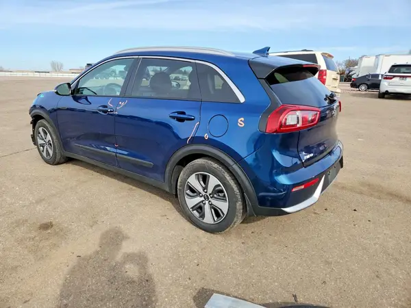 KNDCC3LC1H5090334 2017 KIA NIRO - Image 2