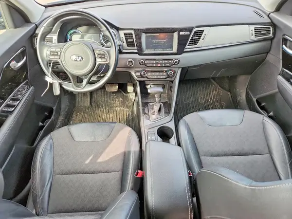 KNDCC3LC1H5090334 2017 KIA NIRO - Image 8