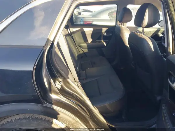 KNDCC3LC1H5095694 2017 KIA NIRO - Image 8