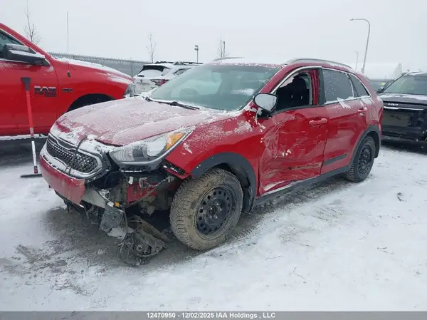 KNDCC3LC1J5136914 2018 KIA NIRO - Image 2