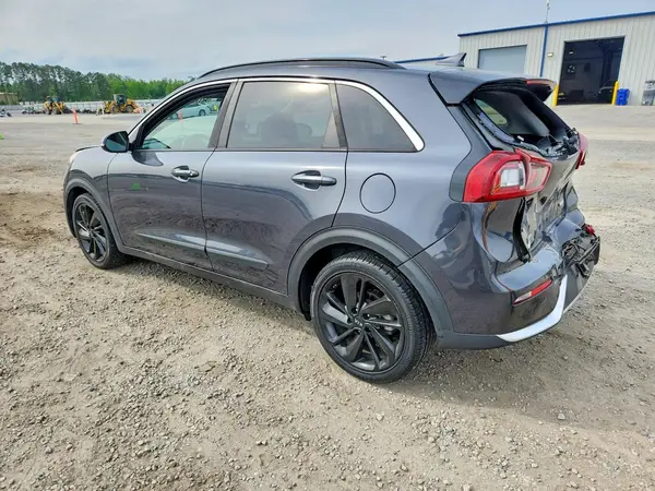 KNDCC3LC1J5149520 2018 KIA NIRO - Image 2
